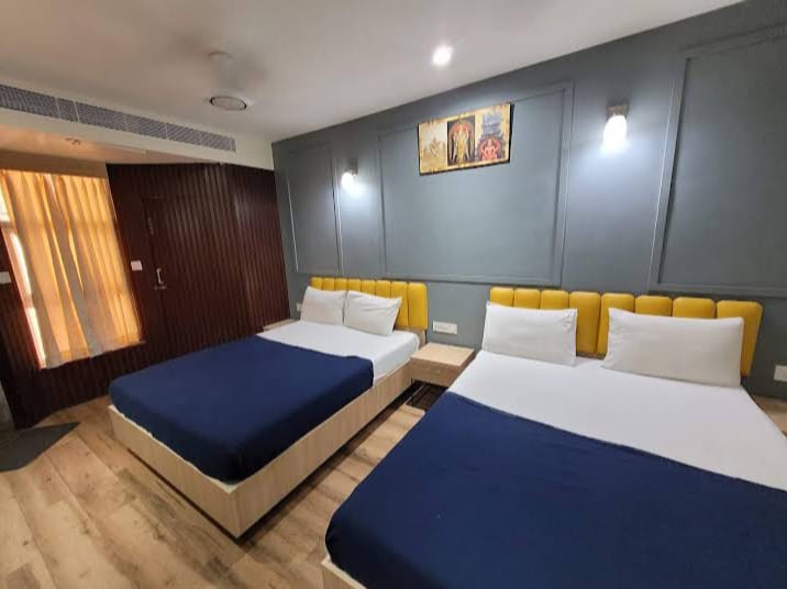 3 Member AC Room Tirumala